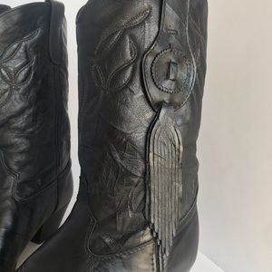 Women’s Laredo boots size 7.5M